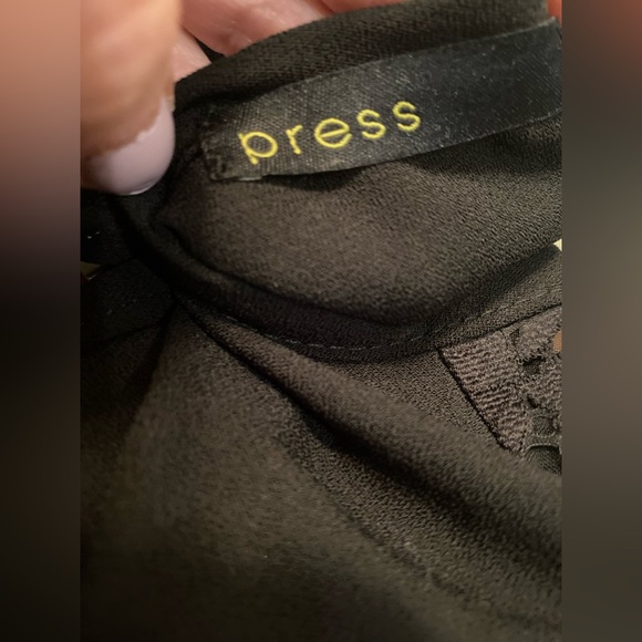 Black lace faux leather accents tank top size Medium Excellent Condition - Picture 6 of 8